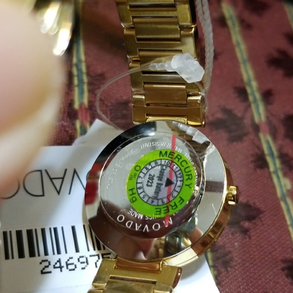 Movado Women's Watch w/ Diamond Stones, New - Picture 4 of 8